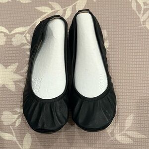 Women’s Black size 7 The Storehouse foldable leather Ballet Flats